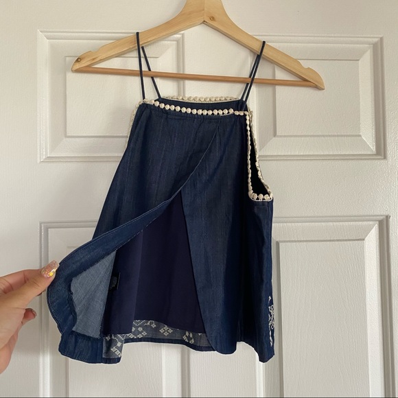 J.O.A Los Ángeles Embroidery Blue Top - Picture 3 of 7